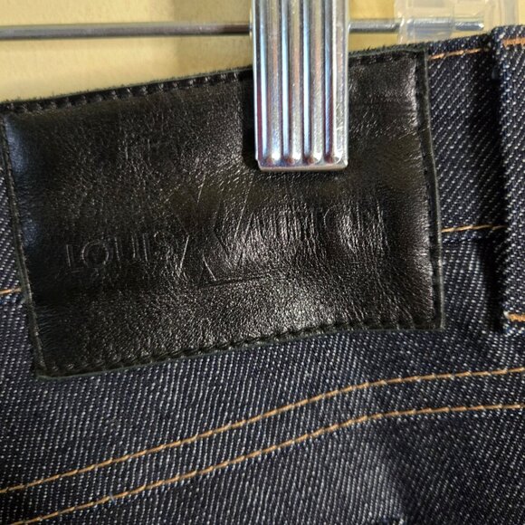 Louis Vuitton Straight Leg Dark Denim Jeans Flap Pocket Logo Size 44/10 - Picture 11 of 14